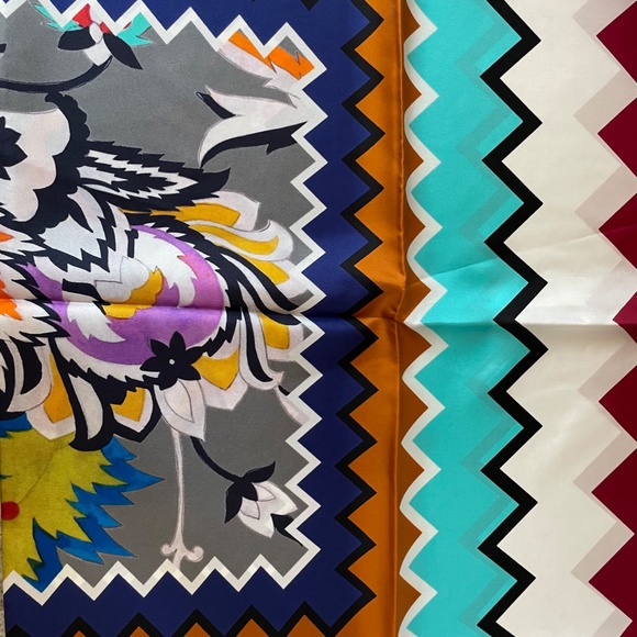 Made In Italy Silk Missoni Scarf from MISSONI - Picture 4 of 7